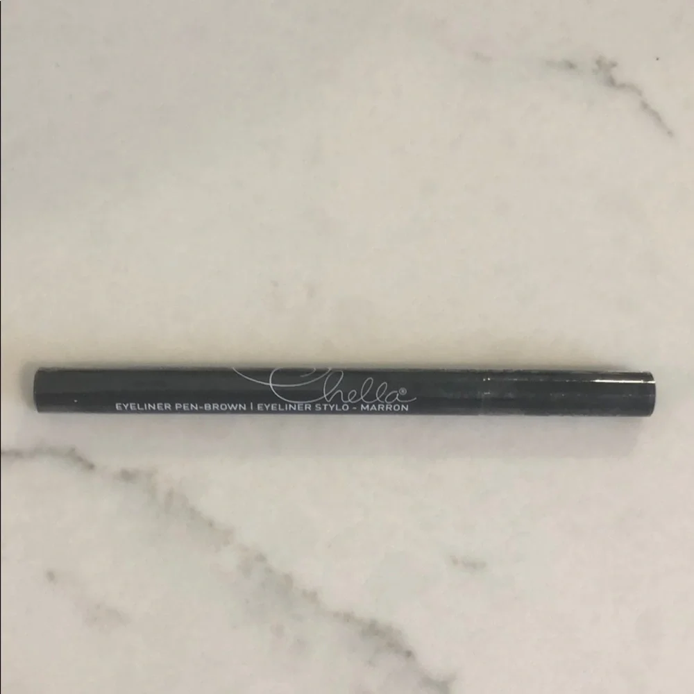 🌸5/$25🌸 Chella eyeliner pen in brown
